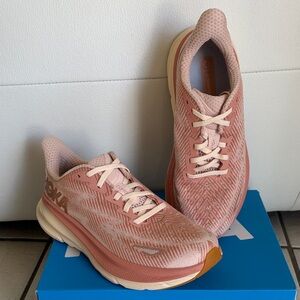 Hoka Women's Blush Athletic Shoes